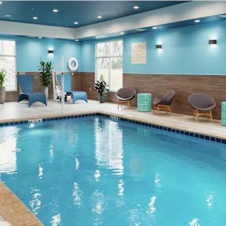 Hampton Inn & Suites Pekin Exteriör bild